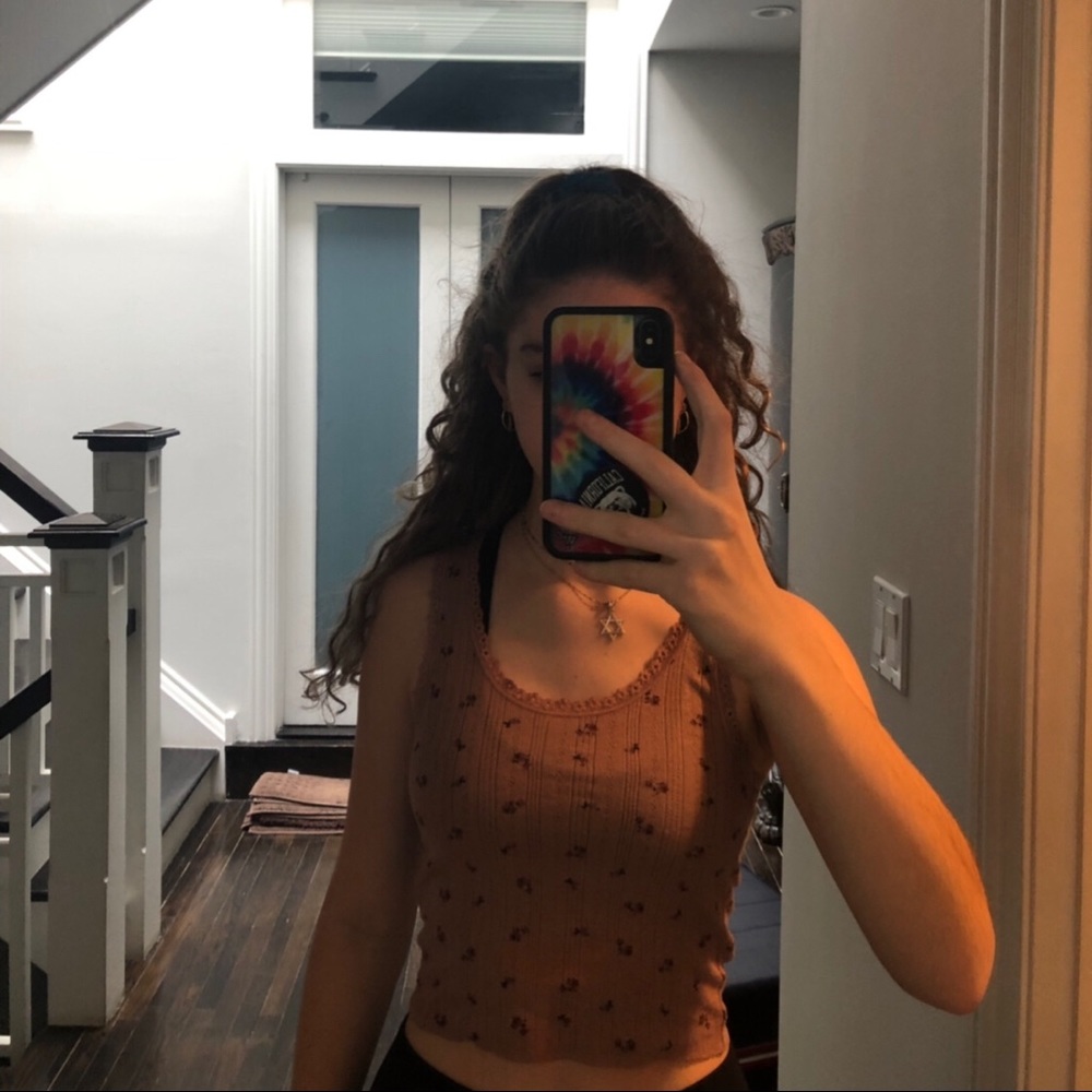 Flowery cropped tank top